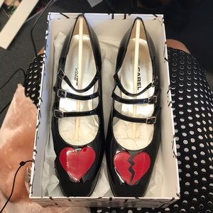 Carel Paris Kina Heartbreaker Shoes new with tags